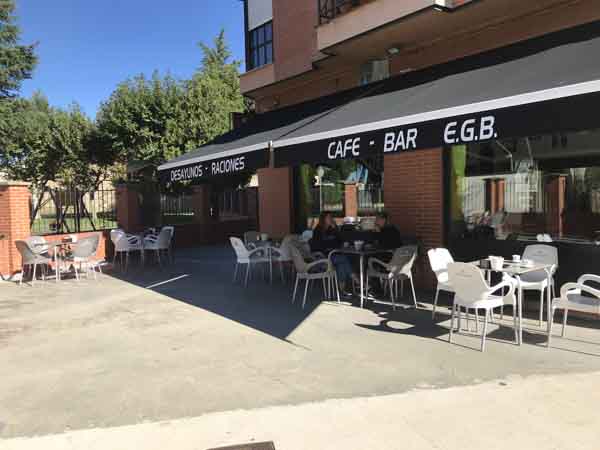 BAR EGB ASTORGA terraza