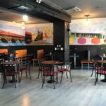 BAR PASO A NIVEL LEÓN interior