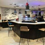 CAFÉ BAR BICOKA LEÓN barra