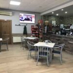 BAR RESTAURANTE GATO VILLANUEBA DEL CAMPO dentro