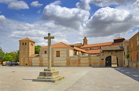 Descubre Madrigal de Altas Torres