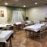 BAR RESTAURANTE BADECAR LA BAÑEZA dentro