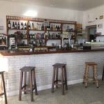 BAR LA MORE NAVALILLA mostrador