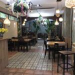 MACONDO CAFÉ RESTAURANTE VALLADOLID mostrador