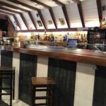 BAR YAKARÉ PALENCIA mostrador