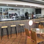 LA MONA BAR VALLADOLID mostrador