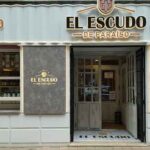 EL ESCUDO DE PARAÍSO (Valladolid) fachada