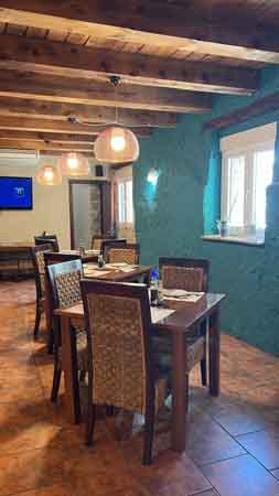 RAICES BY CAWAY (Trigueros del Valle) 1 RAICES & CAWAY (Trigueros del Valle) comedor