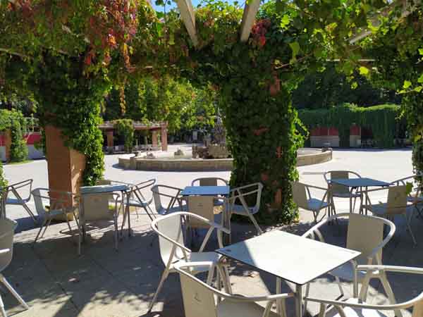 BAR LA PÉRGOLA (Valladolid) 1 BAR LA PÉRGOLA (Valladolid) exterior