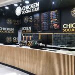 CHICKEN SOCIAL CLUB (Arroyo de la Encomienda- Rio Shopping) mostrador